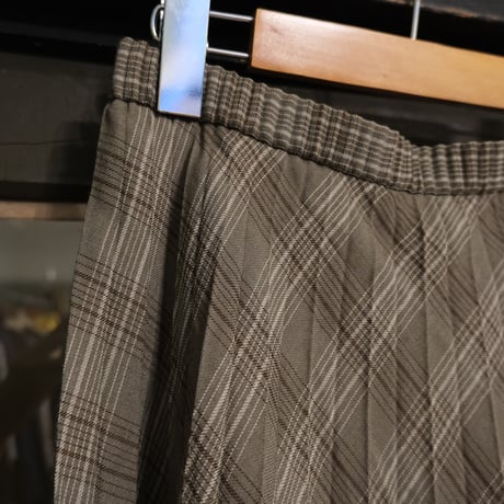 pleats check skirt