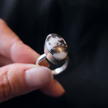 indian jewely / white buffalo ring