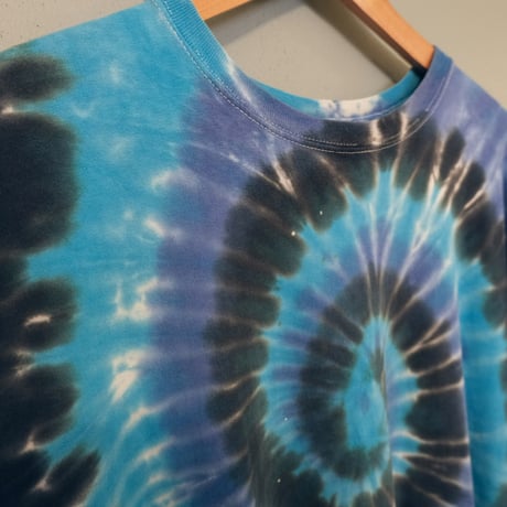tie-dye big tee / blue