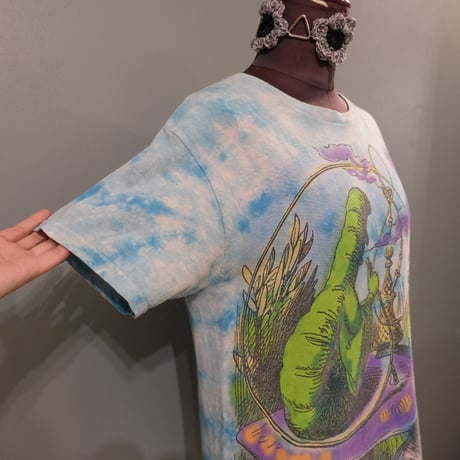 LIQUID BLUE / "Alice" tee