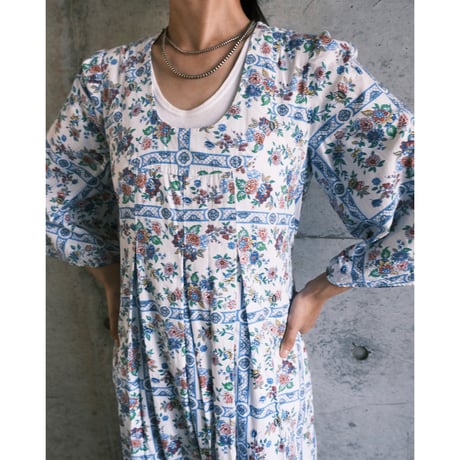 flower print dress