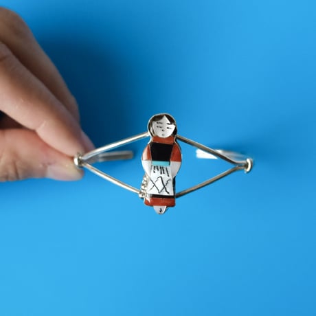 ZUNI / "girl" bangle