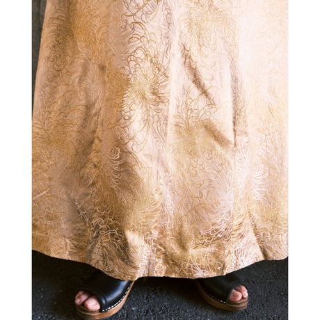 embroidery gold dress