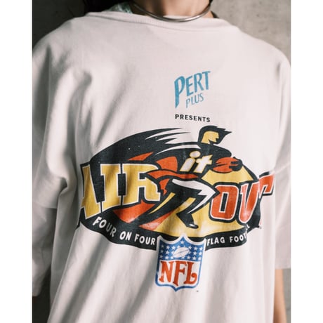 90s “NFL” print tee
