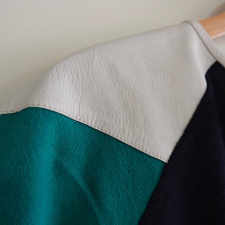 LANA VERGINE wool × “△” leather tops