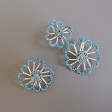 lili by SERI / flower drawing "blue" ear cuff type