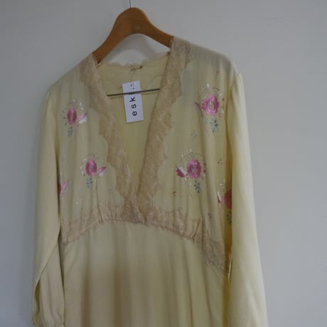 embroidery dress