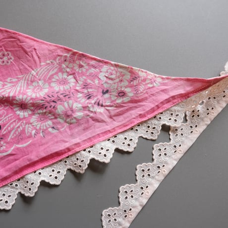 eski. original remake / lace × bandanna kerchief "pink"