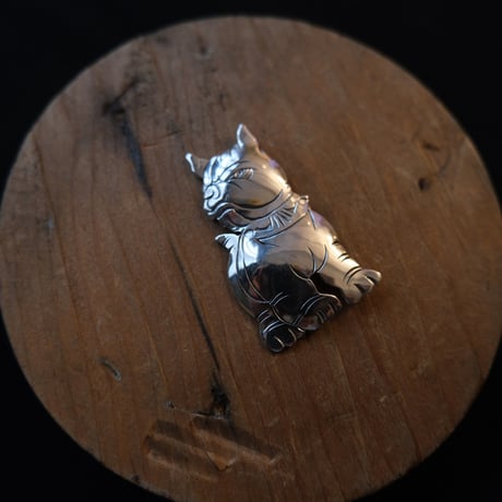 indian jewely  / "french bulldog" silver brooch