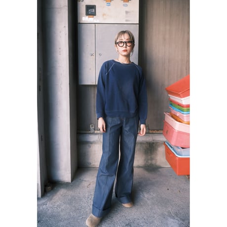 vintage like navy sweat