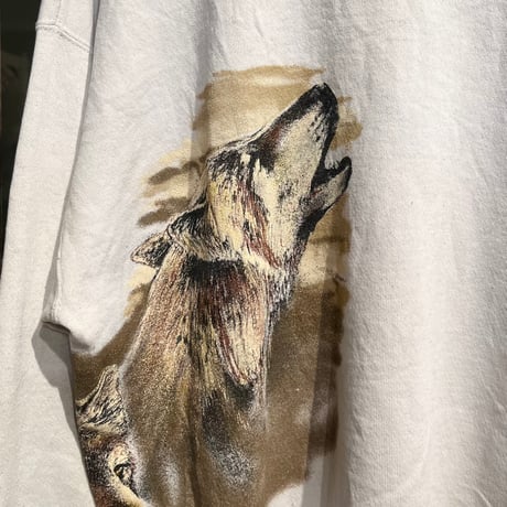 Hanes / "wolf" sweat