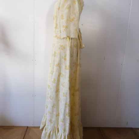 70's vintage / flower dress / yellow