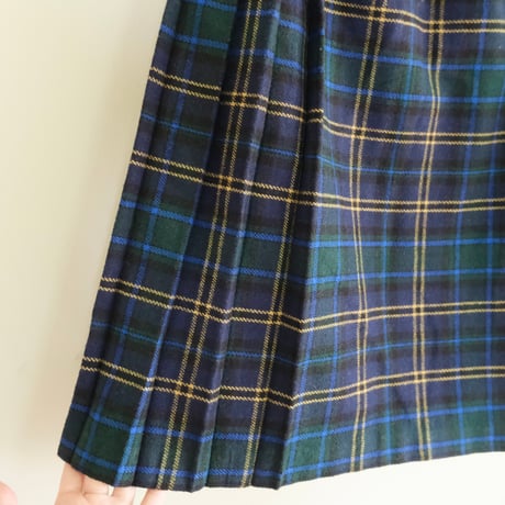 wool check skirt