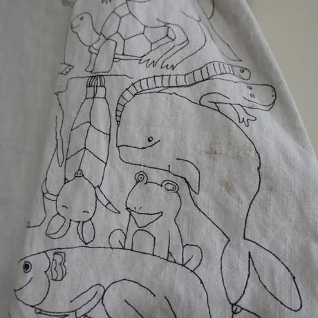 eski. × 画楽 / antique linen smock / animal