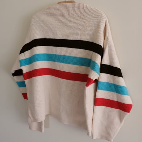 bottle neck line knit