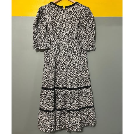 monotone S/S dress