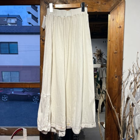 eski. original thermal flare skirt