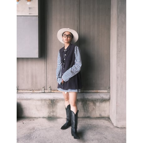 unknown / navy N/S shirt