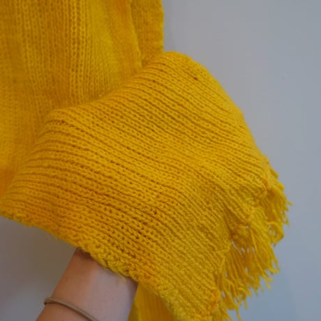 yellow muffler