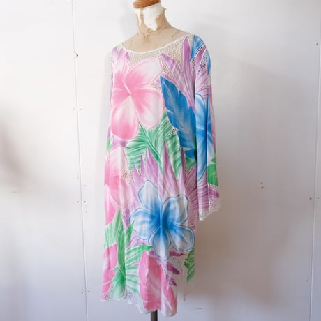 mesh × flower tunic