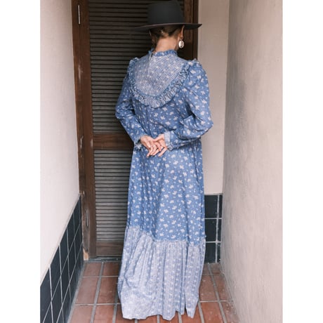 70s cotton flower dresss