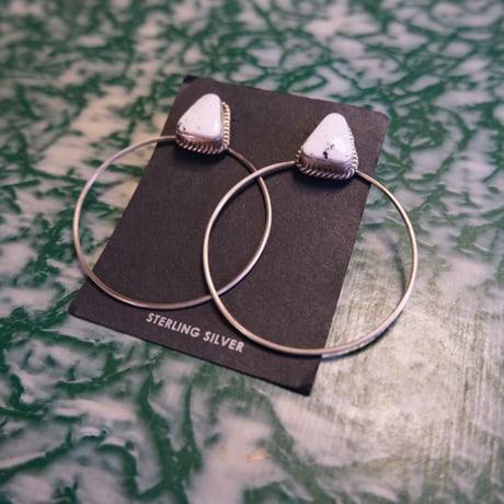 navajo/Elouise Kee/white buffalo foop pierce