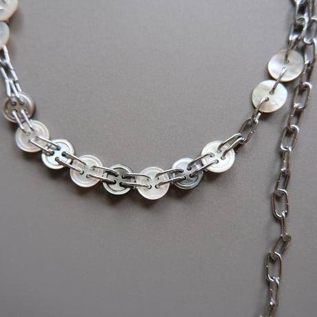 eski. original "shell × chain" necklace