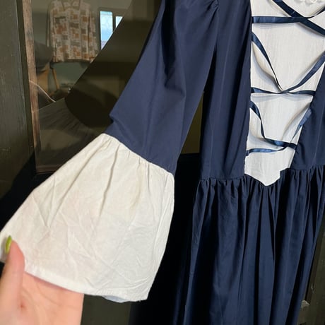 flare sleeve dress