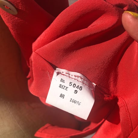 unknown / open collar silk shirt