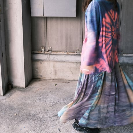 tie-dye long sleeve tee