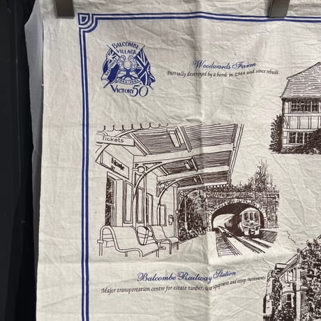 apron "village"