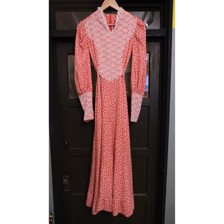 vintage flower dress / red