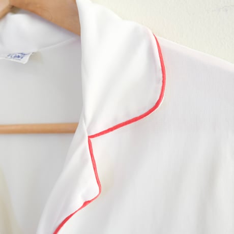 white long shirt