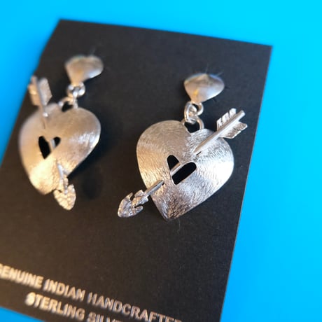 indian jewely / heart pierce