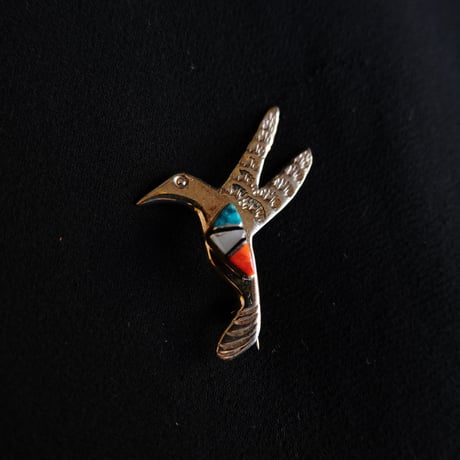Indian jewelry / silver brooch "humming bird"