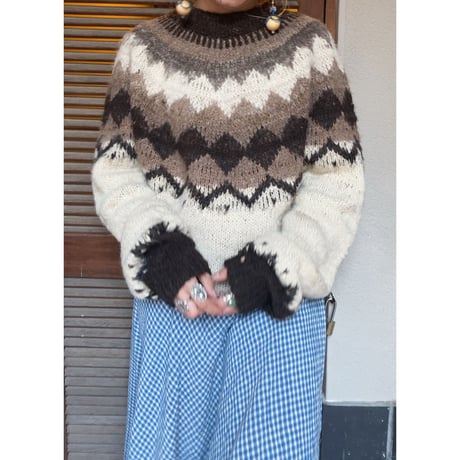 unknown / nordic hand knit