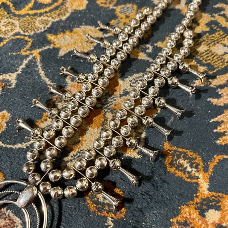 navajo "PhillGarcia" / squash blossom naja necklace