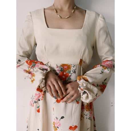 70s oriental mood floral dress