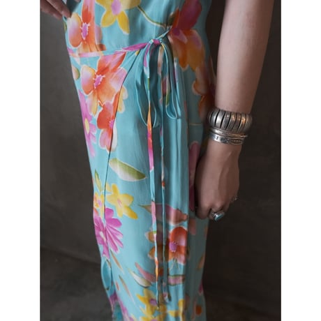 MAGGY LONDON / silk  flower dress