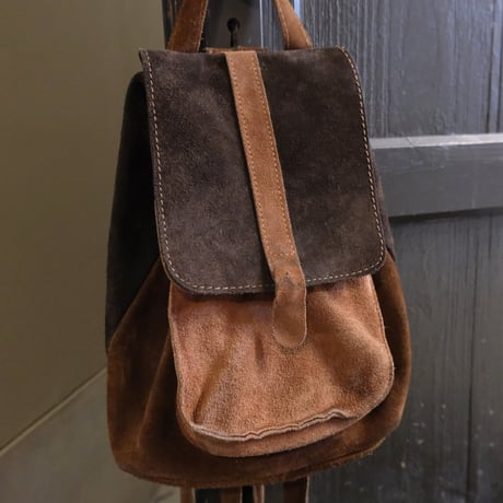 suède leather knapsack