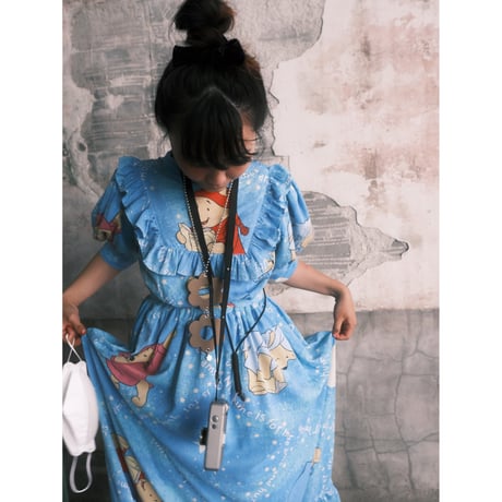 lili by SERI / silhouette series / flower necklace