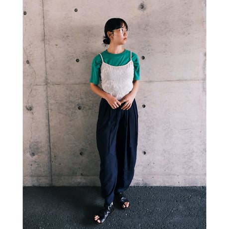 slacks pants “navy” with tuck