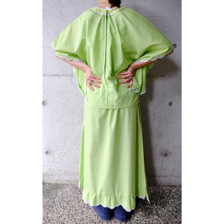 embroidery setup (tops×skirt) “light green”