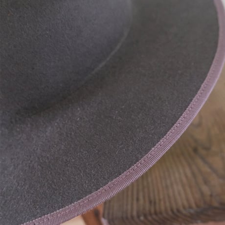 eski. original felt hat / gray