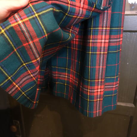 made in Scotland / wool check skirt