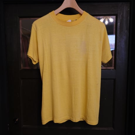 80's back print tee / yellow