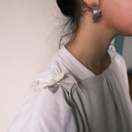 eski.  original remake linen dress / white / plain