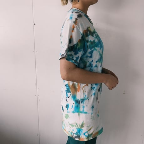 tie-dye tee / blue