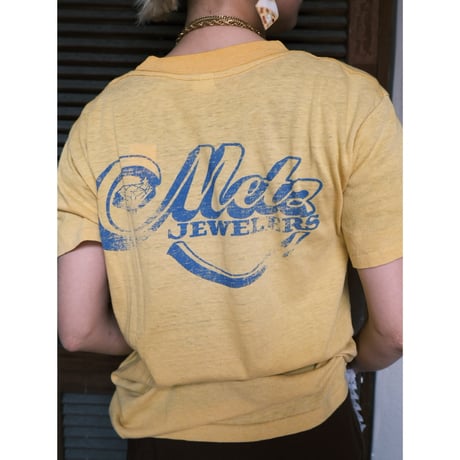 80's back print tee / yellow