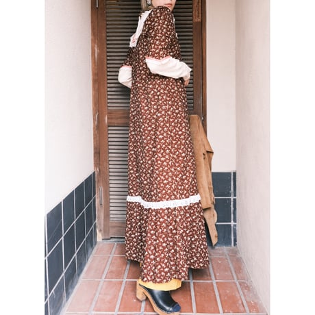 Hawaiian dress / brown×flower